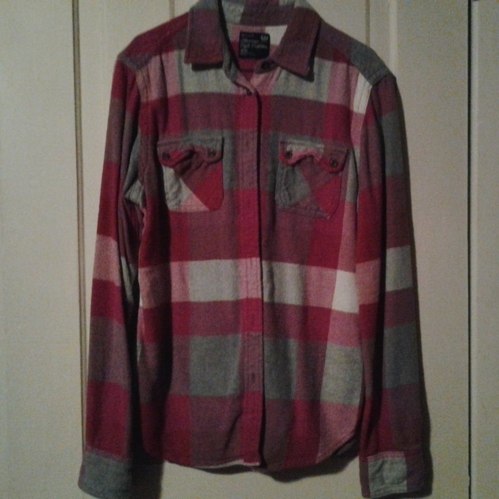 American Eagle Outfitters Flannel Shirt ... Size M